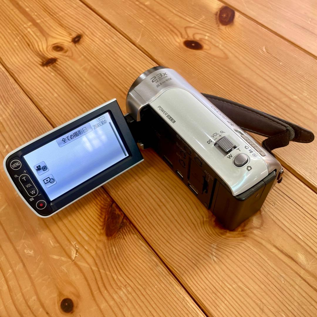【美品】Panasonicビデオカメラ本体+専用ソフトケース+SDカードセット