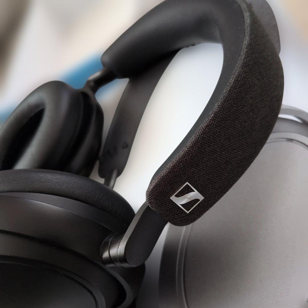 Sennheiser MOMENTUM 4 ワイヤレスヘッドホン Black