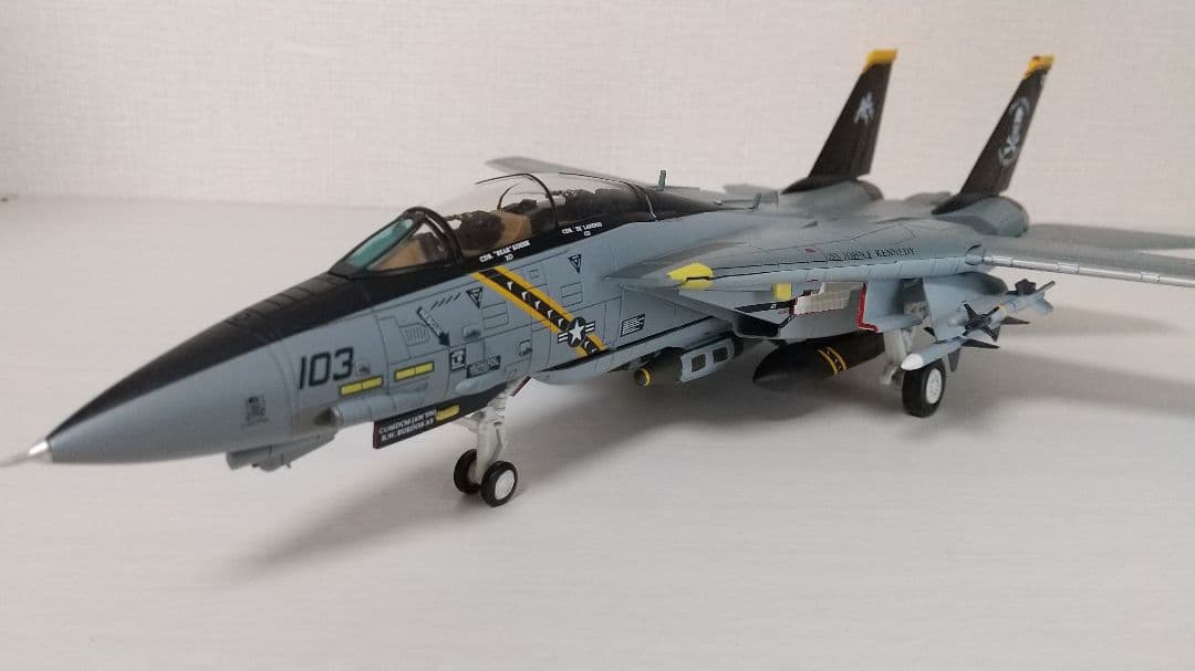F-14 TOMCAT \"Jolly Rogers\" 1:72 ホビーマスター