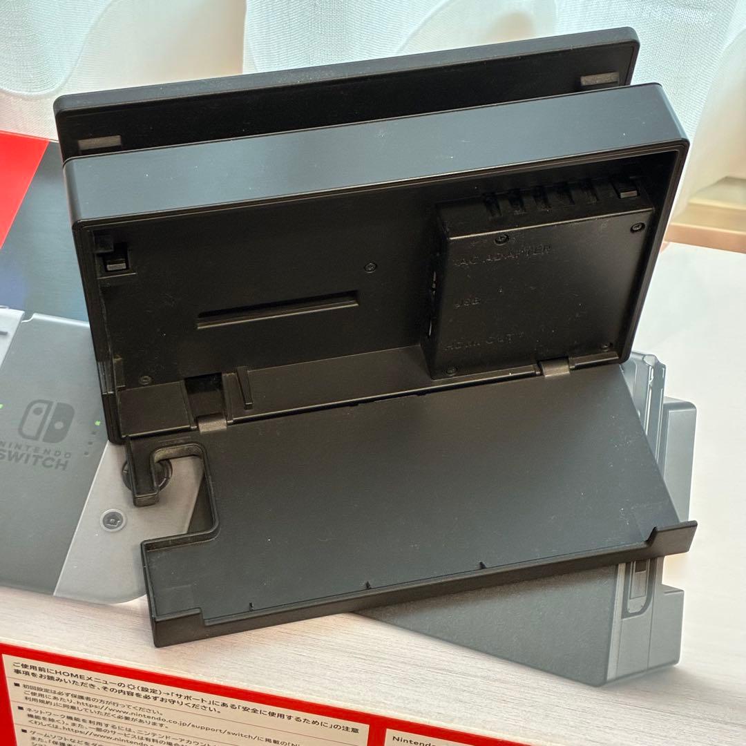 Nintendo Switch 本体+Joy-Conネオン+充電グリップ　セット