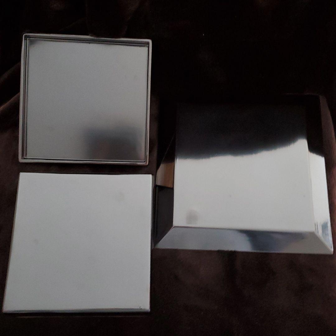 食籠じきろう螺鈿塗菓子器　天然木　本漆　螺鈿　菓子箱　菓子皿　お盆　喰籠　重箱