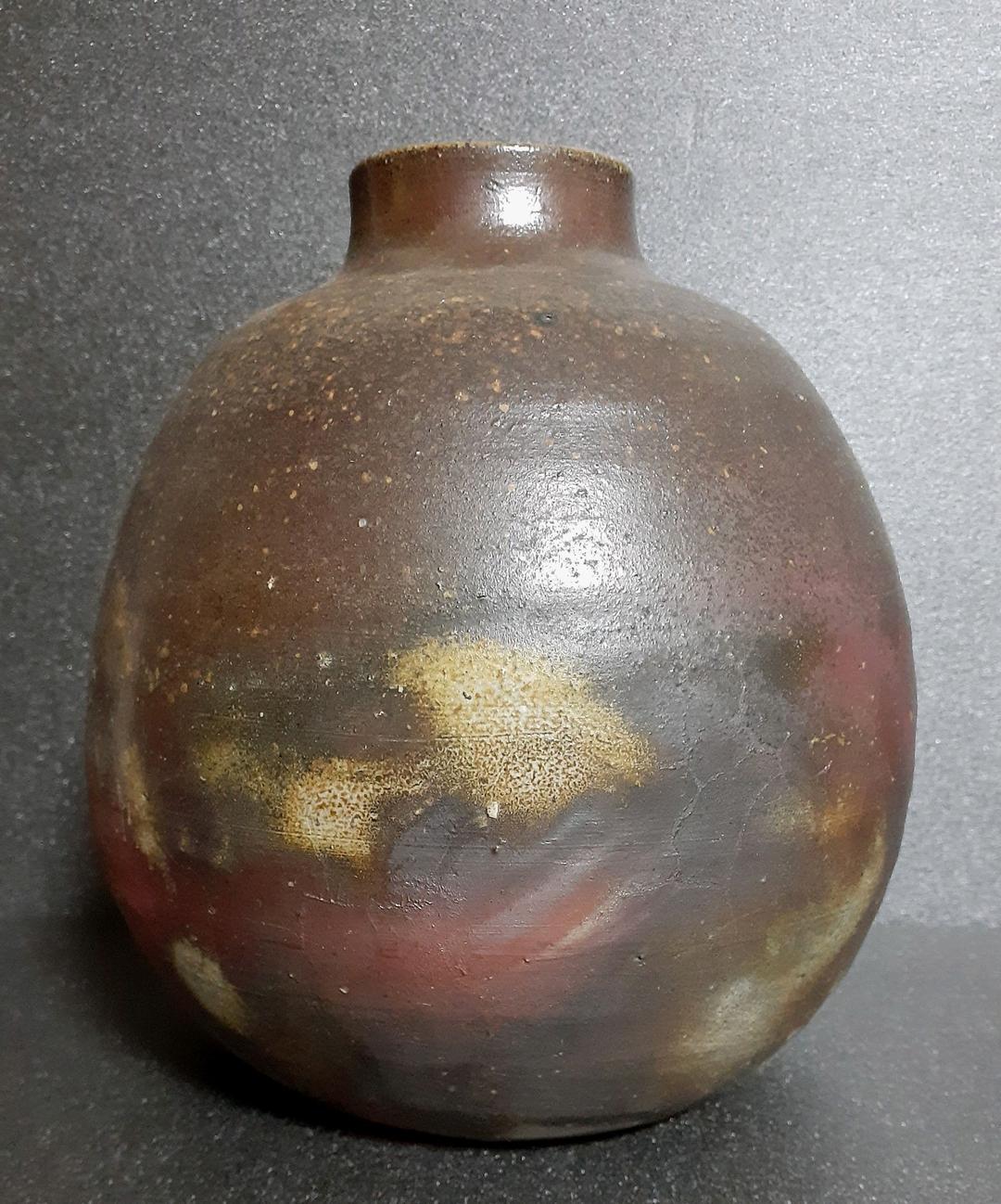 日本工芸会正会員　備前焼　【佐藤圭秀】作　備前　壺　花入れ　共箱　共布