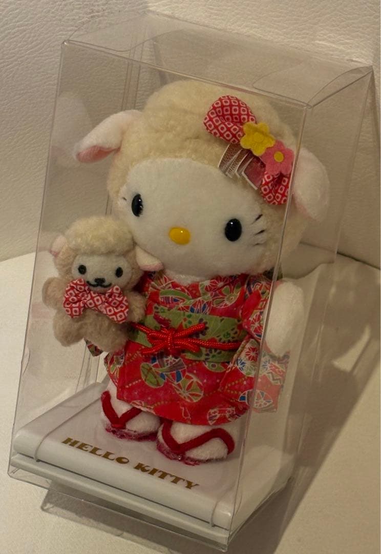 ハローキティ きもの　着物　ぬいぐるみ　新品　ケース入り　2000年