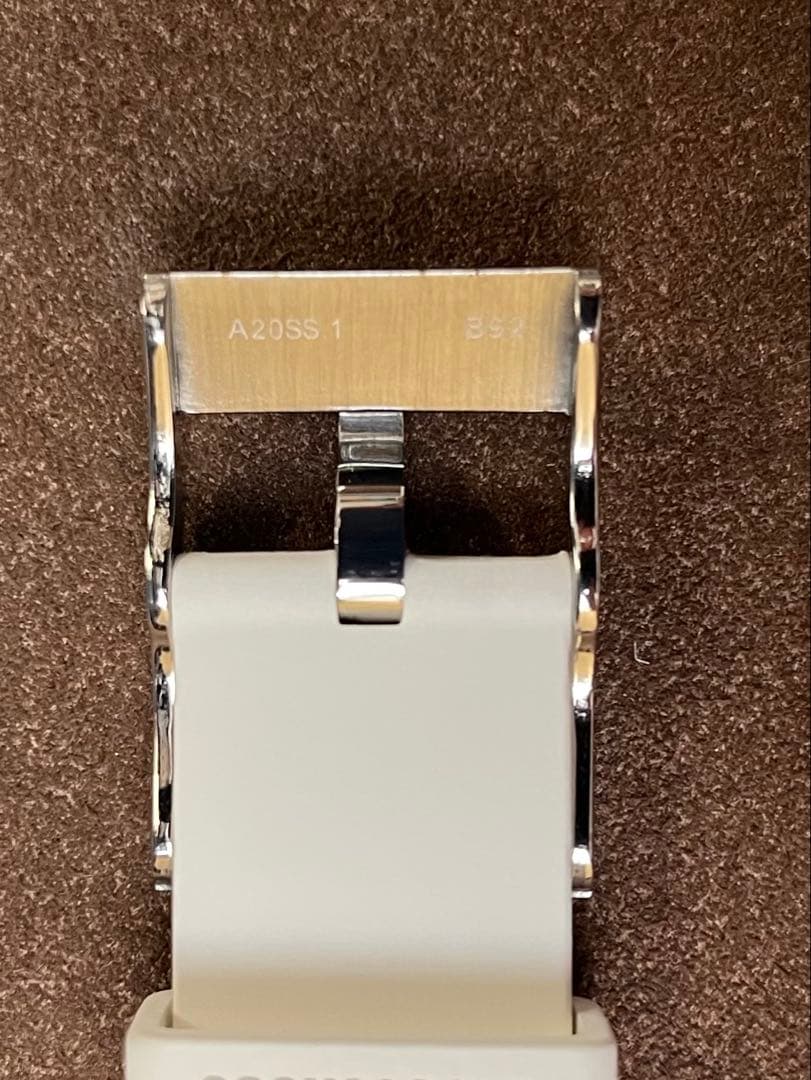 【kenya】ブライトリング ラバーベルト ホワイト 176SS