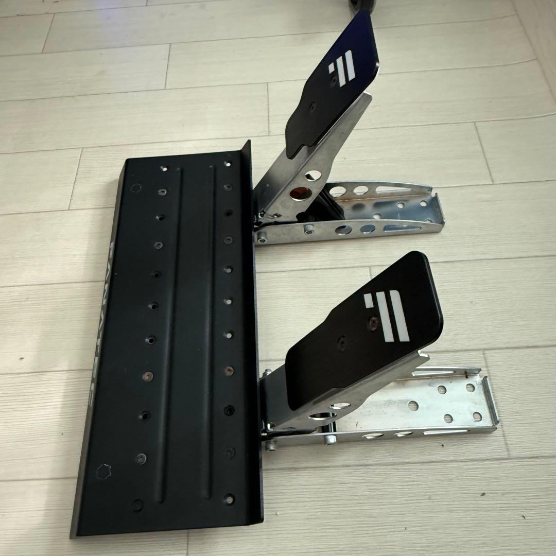 PC用ゲームコントローラー・コンバーター FANATEC CSL Pedals