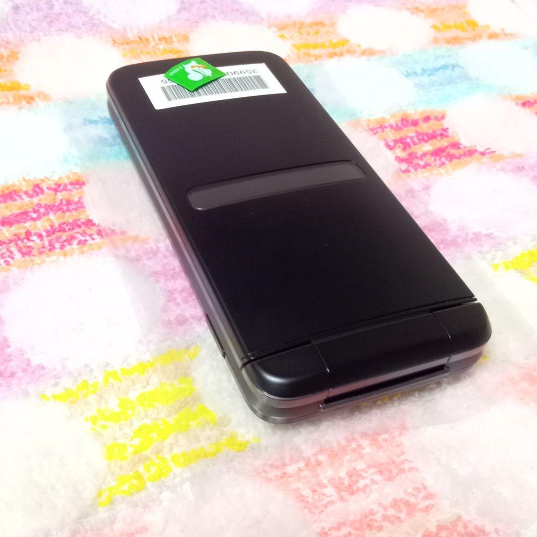 ②GRATINA KYF39 black 充電器セット 安心の 匿名配送