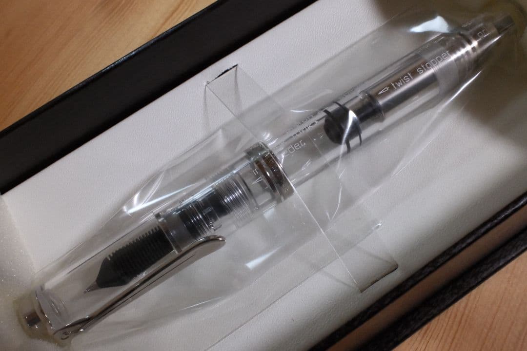 ⭐️新品未使用⭐️ペリカン2015年特別生産品M805デモンストレーター刻印入