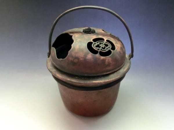 手炉■手焙り 花紋透かし 古銅製 手火鉢 手あぶり 火器 時代物 骨董品■