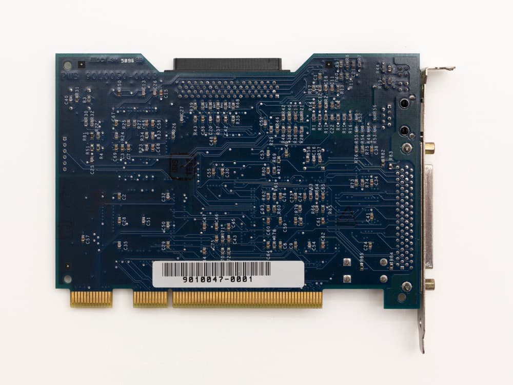 UMAX ストームサージ専用 UW SCSI + 100base-T カード