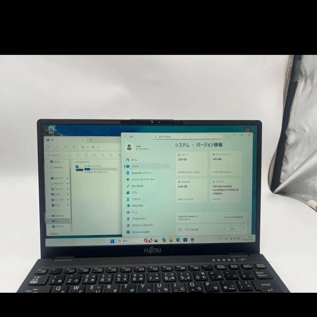 Windowsノート本体 LIFEBOOK UH08/E3 Core i3 -1115G4