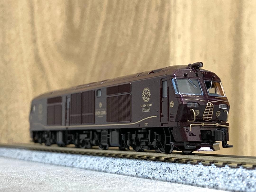 【美品】KATO　「ななつ星in九州」　クルーズトレイン　8両セット