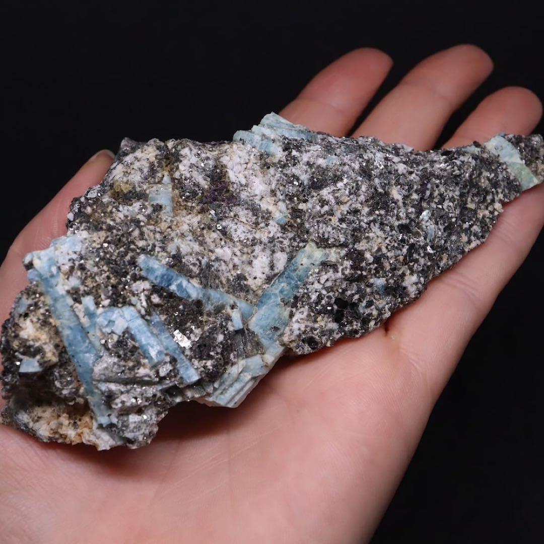 自主採掘！アクアマリン カリフォルニア産224g　AQ206 鉱物　原石　天然石