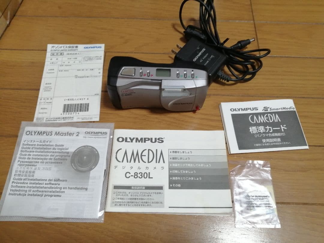 OLYMPUS C-830L　デジカメ　ACアダプター　備品完備　平成レトロ
