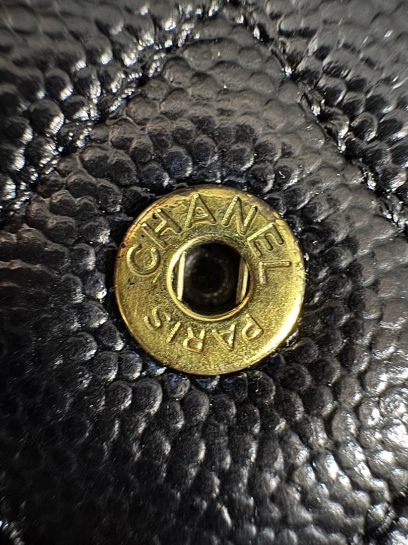 CHANEL シャネル　マトラッセ 黒 キャビアスキン 三つ折り財布