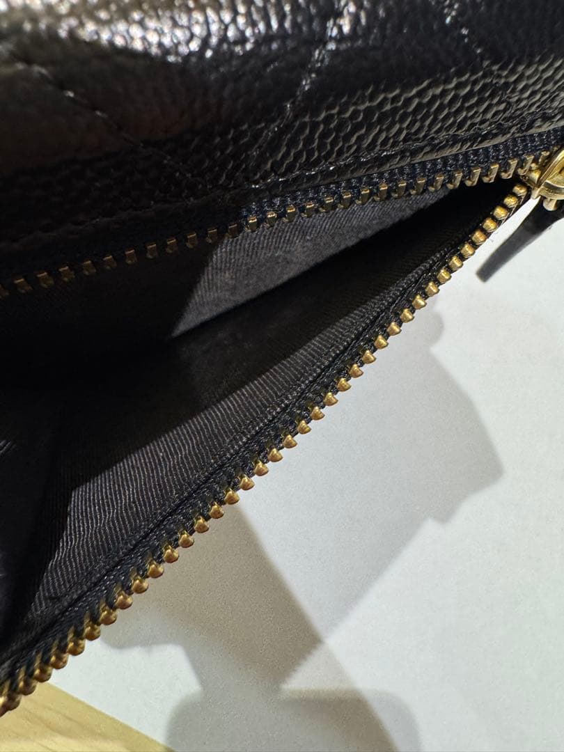 CHANEL シャネル　マトラッセ 黒 キャビアスキン 三つ折り財布