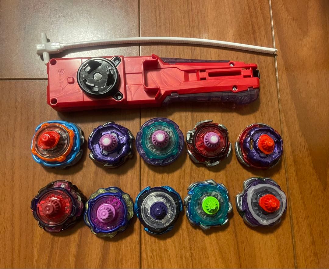 太*牌様 ベイブレードX まとめ売り 引退品 ケース付き