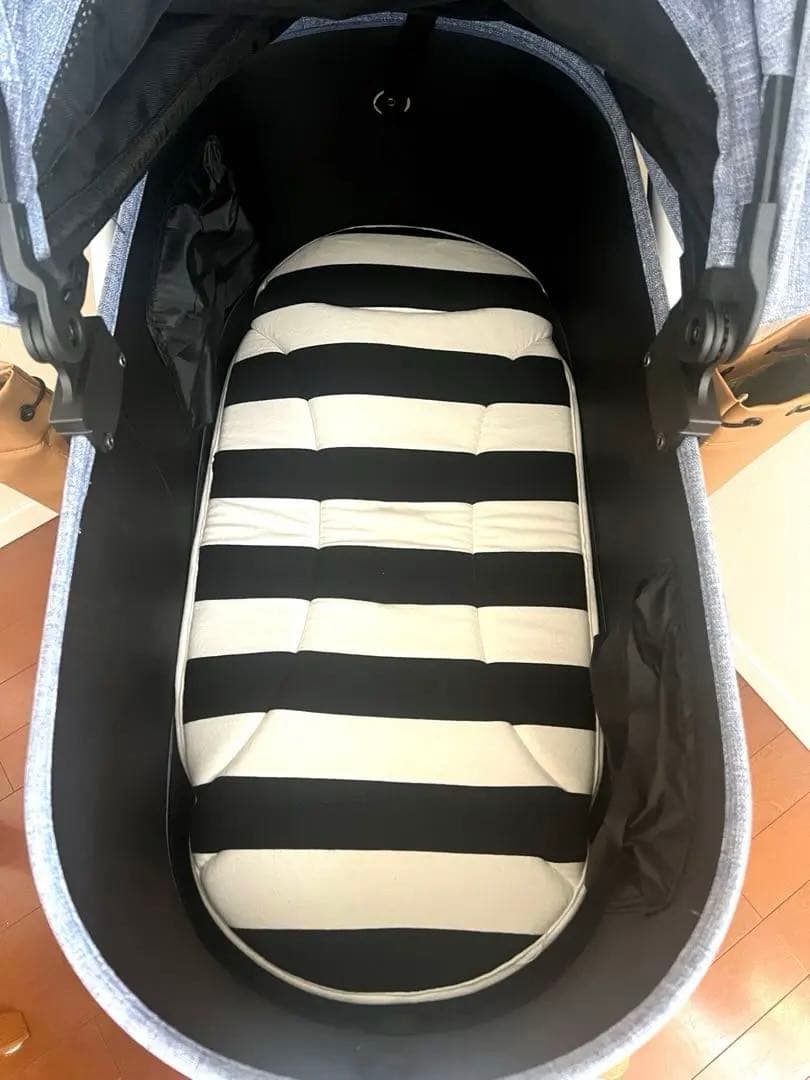 美品　直接お渡し可能　エアバギー　ドーム3 ラージ　メランジデニム