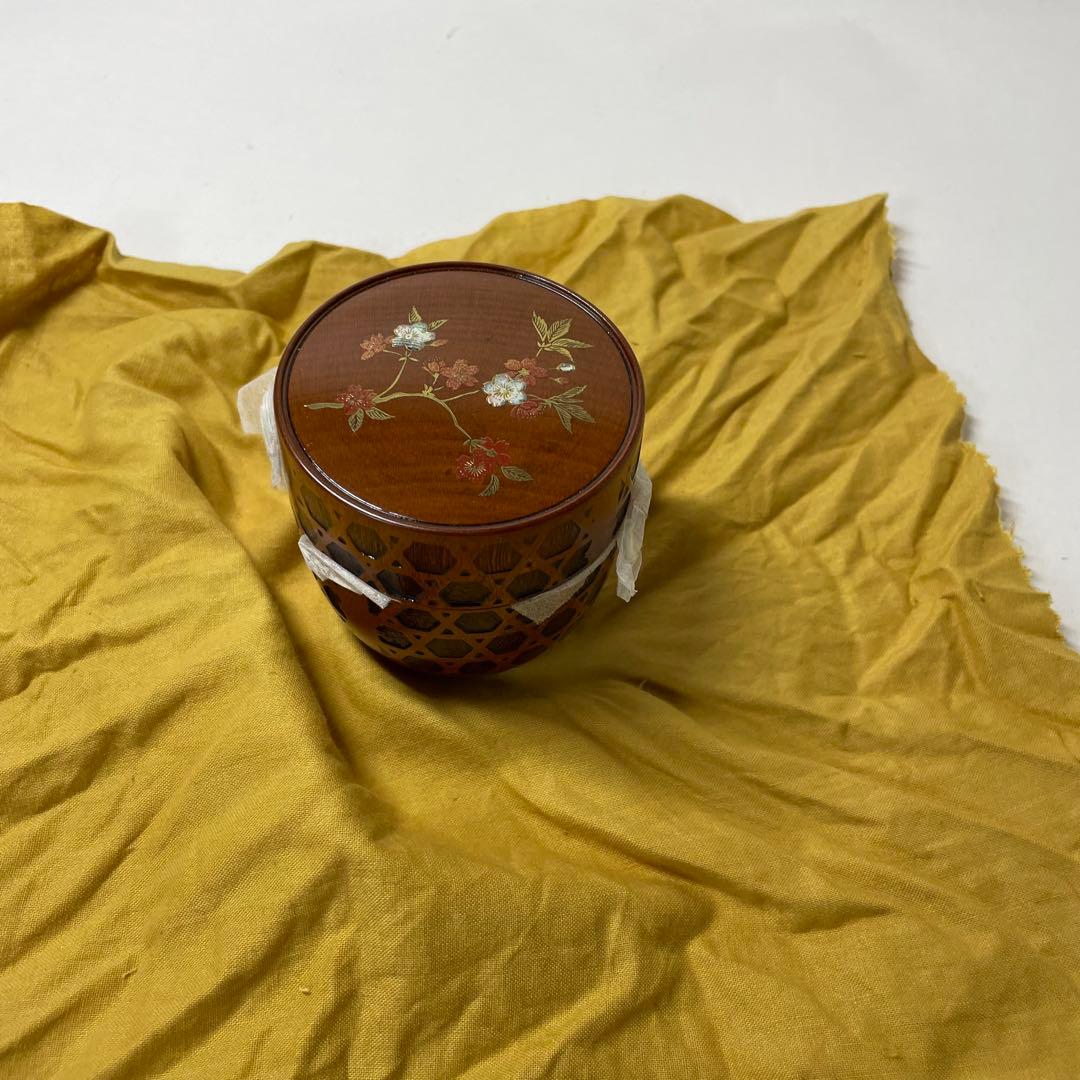 FD03 宋勝　籠目茶器　茶入れ　桜蒔絵　貝入