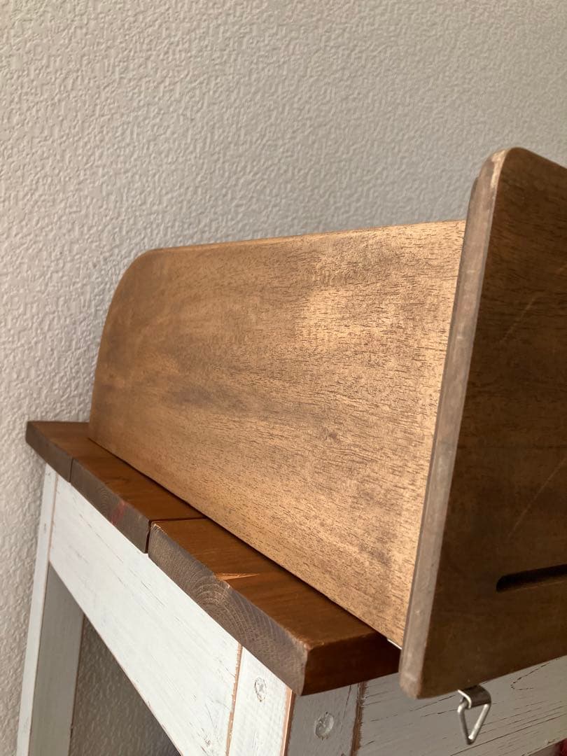 木製壁掛け棚 ガラス扉付き