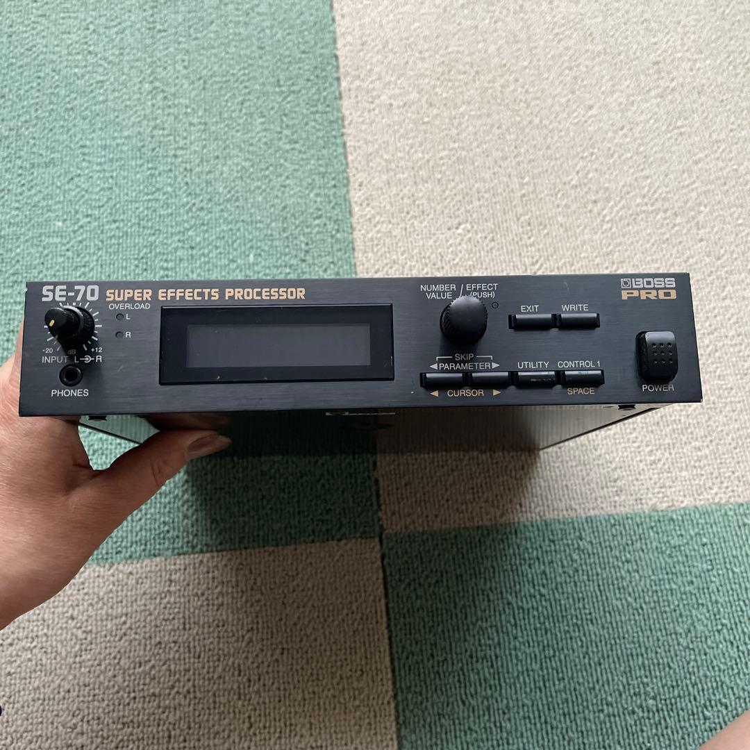 BOSS SE-70 SUPER EFFECTS PROCESSOR 動作確認済