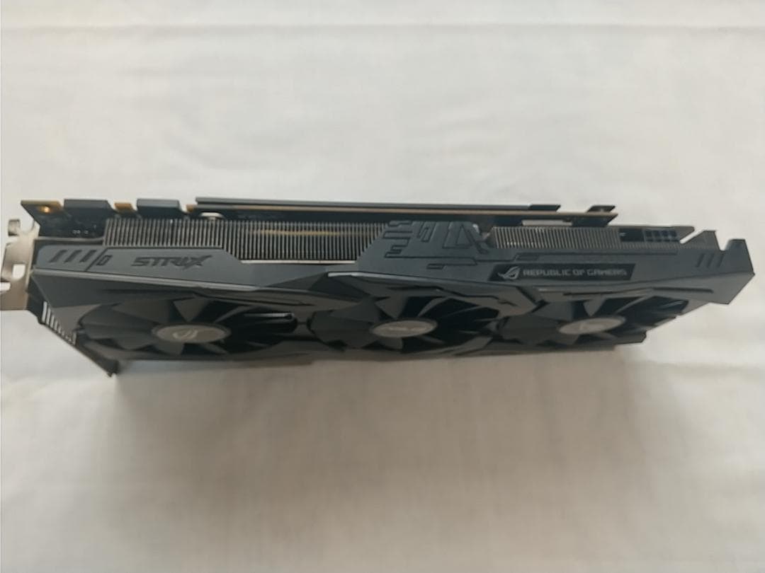 【動作確認済】ASUS ROG STRIX GTX1070 GAMING 8G