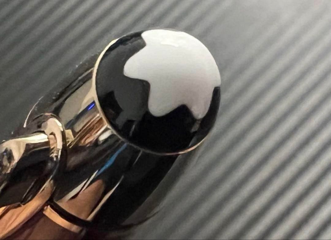 モンブラン グレートキャラクターズ ケネディ ボールペン バーガンディ