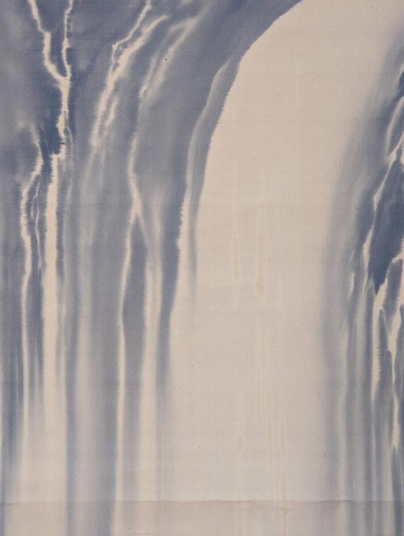 【真作】掛軸　滝景山水図　水墨美と彩色の調和　涼を呼ぶ掛物　合箱入　T195