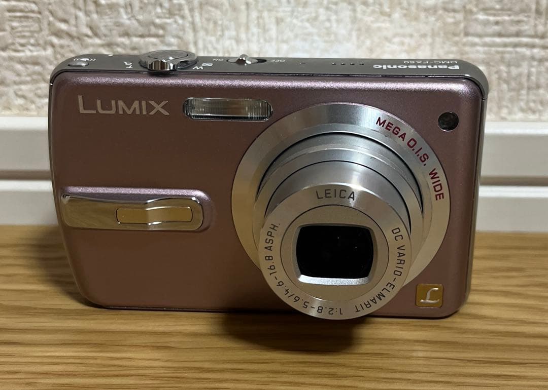 デジタルカメラ Panasonic LUMIX DMC-FX50-P