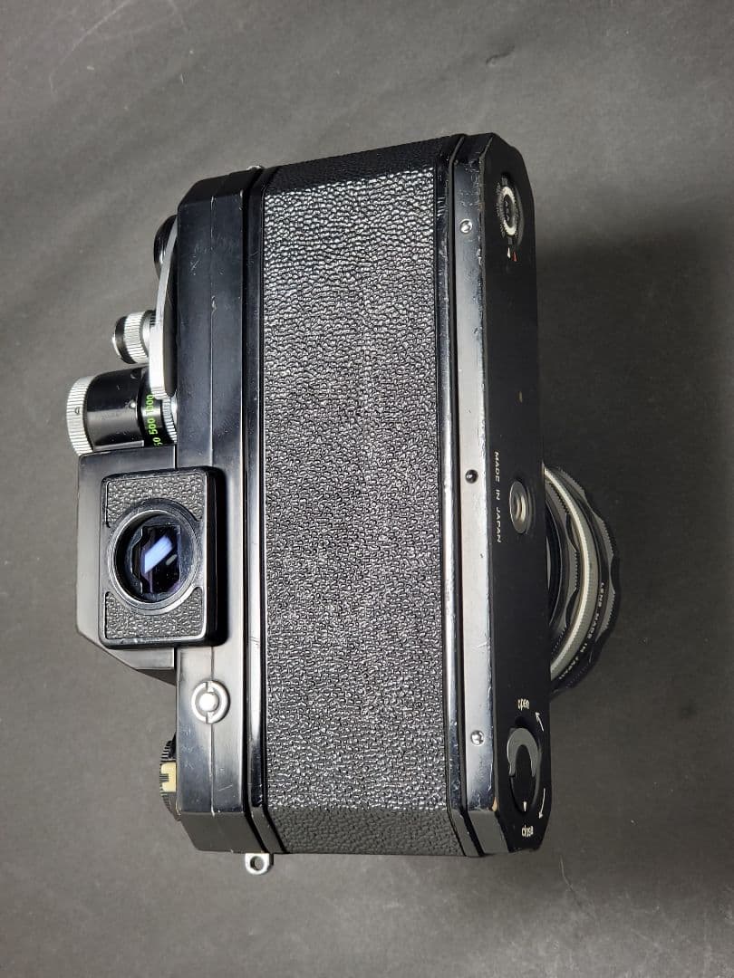 完動品程度並み　Nikon 一眼レフカメラ 50mm f/1.4レンズ付