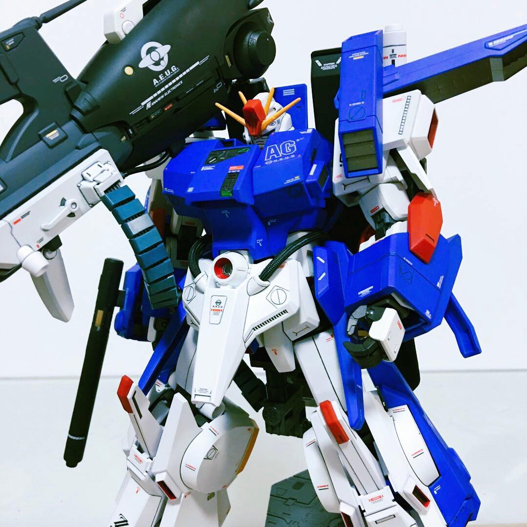 ガンプラ 完成品 1/100 MG フルアーマー ZZ ガンダム