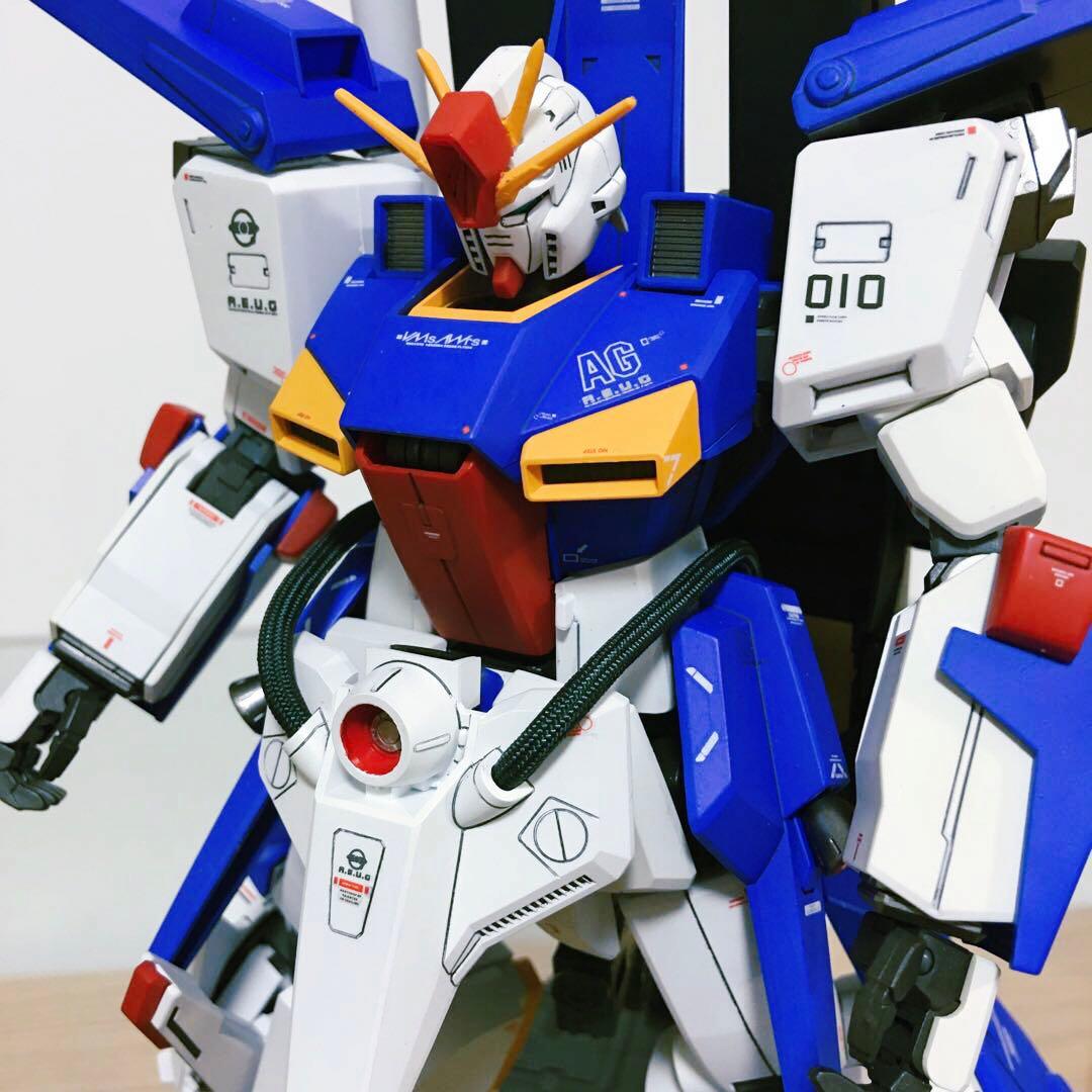 ガンプラ 完成品 1/100 MG フルアーマー ZZ ガンダム