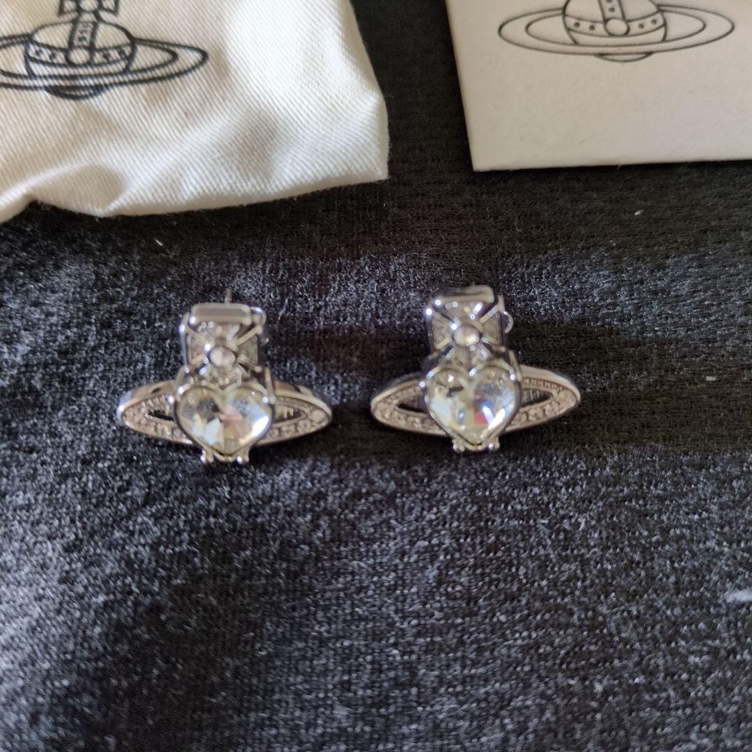 の*様 VivienneWestwood ARIELLAハートオーブピアス