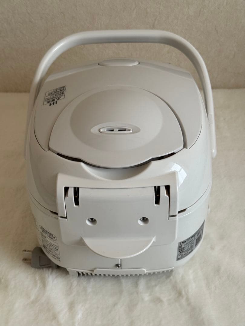 象印 NW-VK10 新製品 IH 炊飯ジャー 炊飯器 5.5合 美品 3年保証