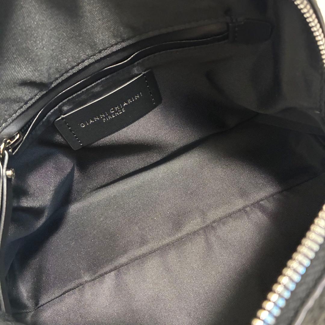 た*そ様 GIANNI CHIARINI ショルダーバッグ アリファM