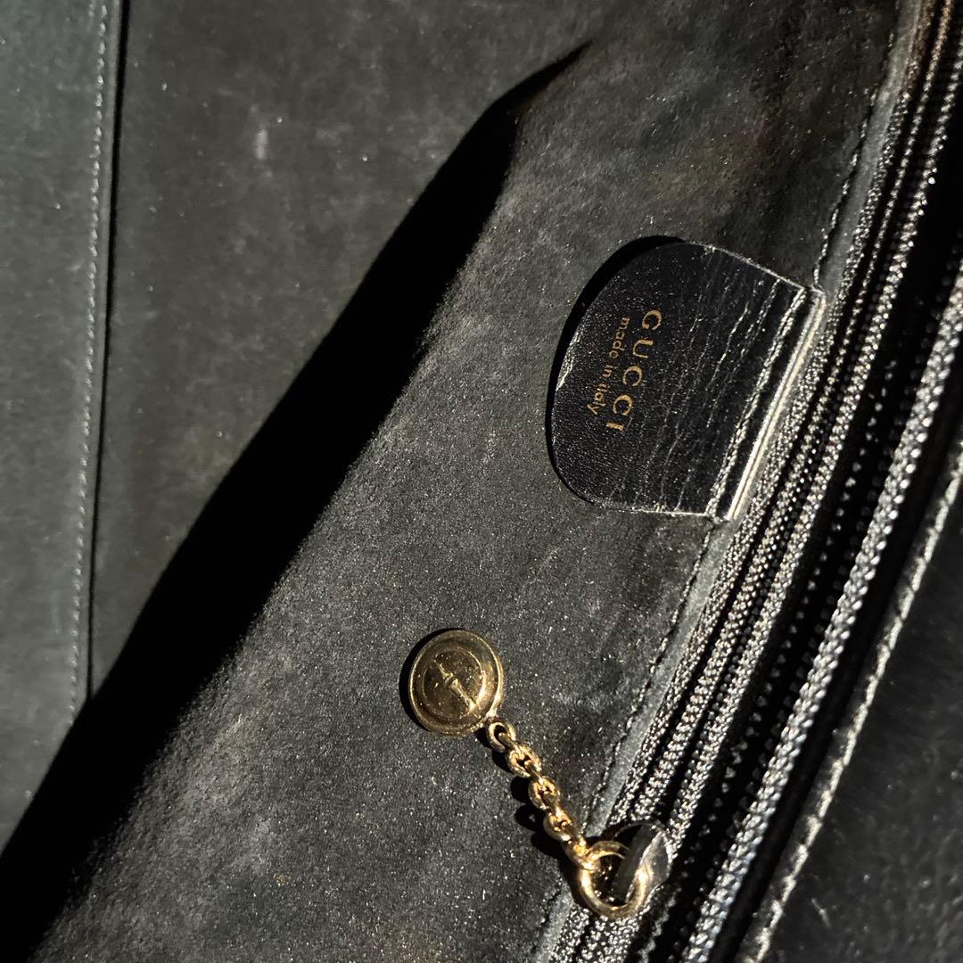 【初売り】GUCCI ブラック レザーハンドバッグ