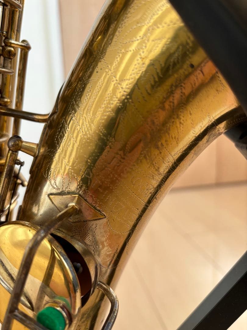 Buescher New Aristcrat アルトサックス