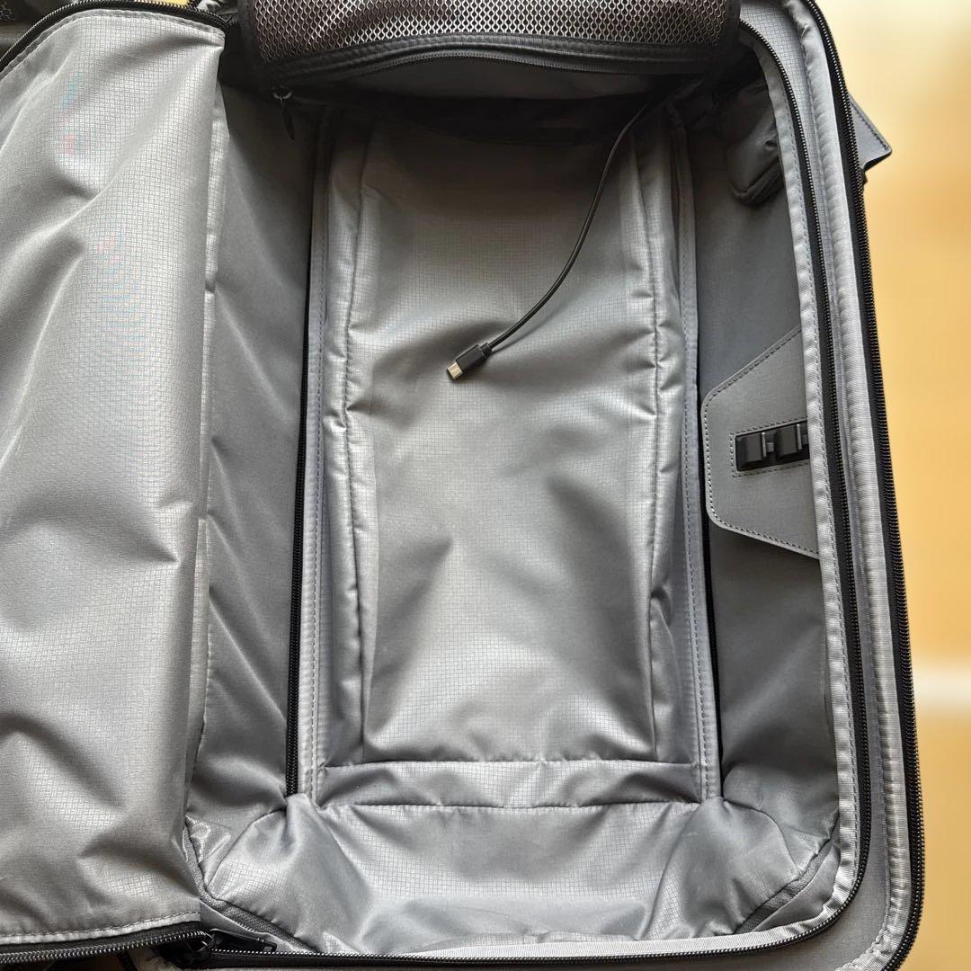 トゥミ TUMI キャリーケース エクスパンダブル 黒 アルファ3