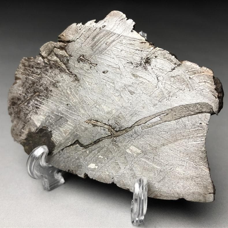 n*4様 隕石 鉄隕石　アルタイ隕石　原石　重さ約69ｇ