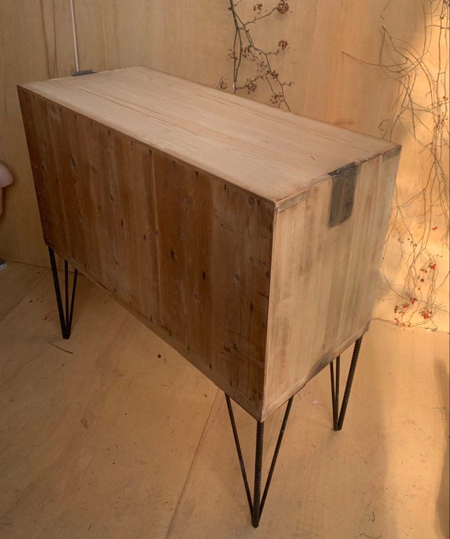 古家具アイアンレッグ4段トレーチェストネームプレート引手　収納陳列棚アンティーク