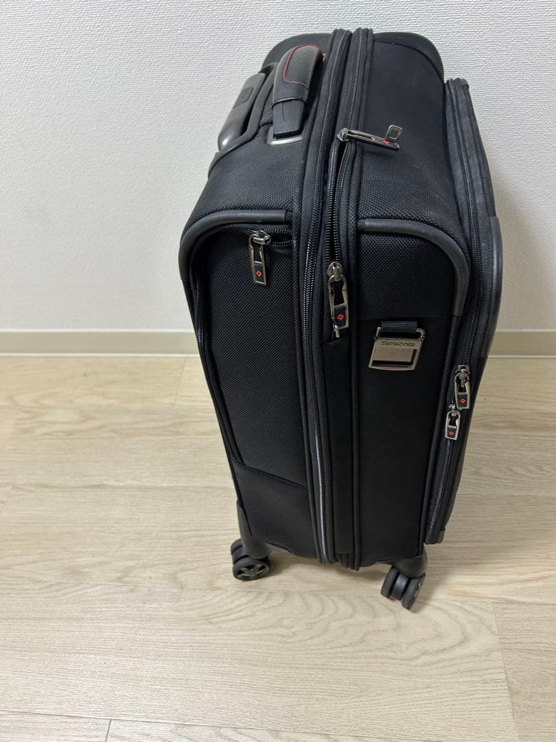 サムソナイト　機内持ち込みキャリーバック