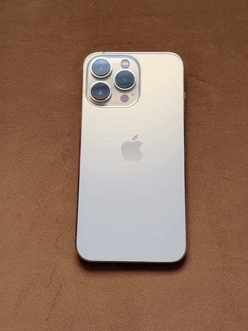 【両面カバー付き】Apple iPhone 13 Pro ゴールド