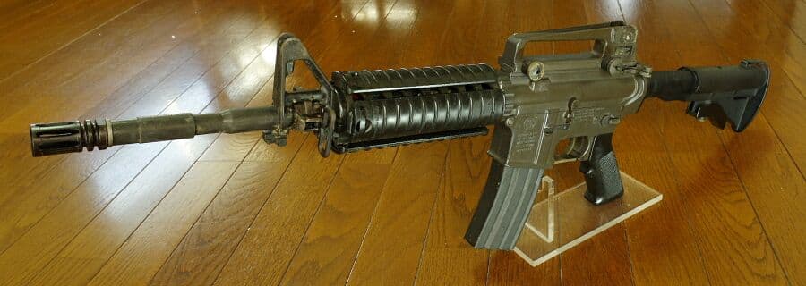 東京マルイ コルト M4A1カービン RISバージョン