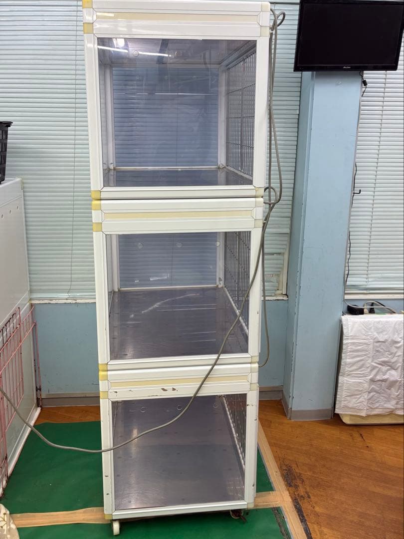 新年❗️特別値引中‼️GB PRO ペットマンション 3面クリアフィックス窓3段