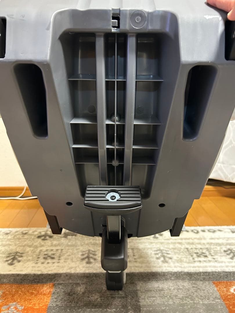 美品 コンビ クルムーヴスマートISOFIX エッグショック　JL‐540