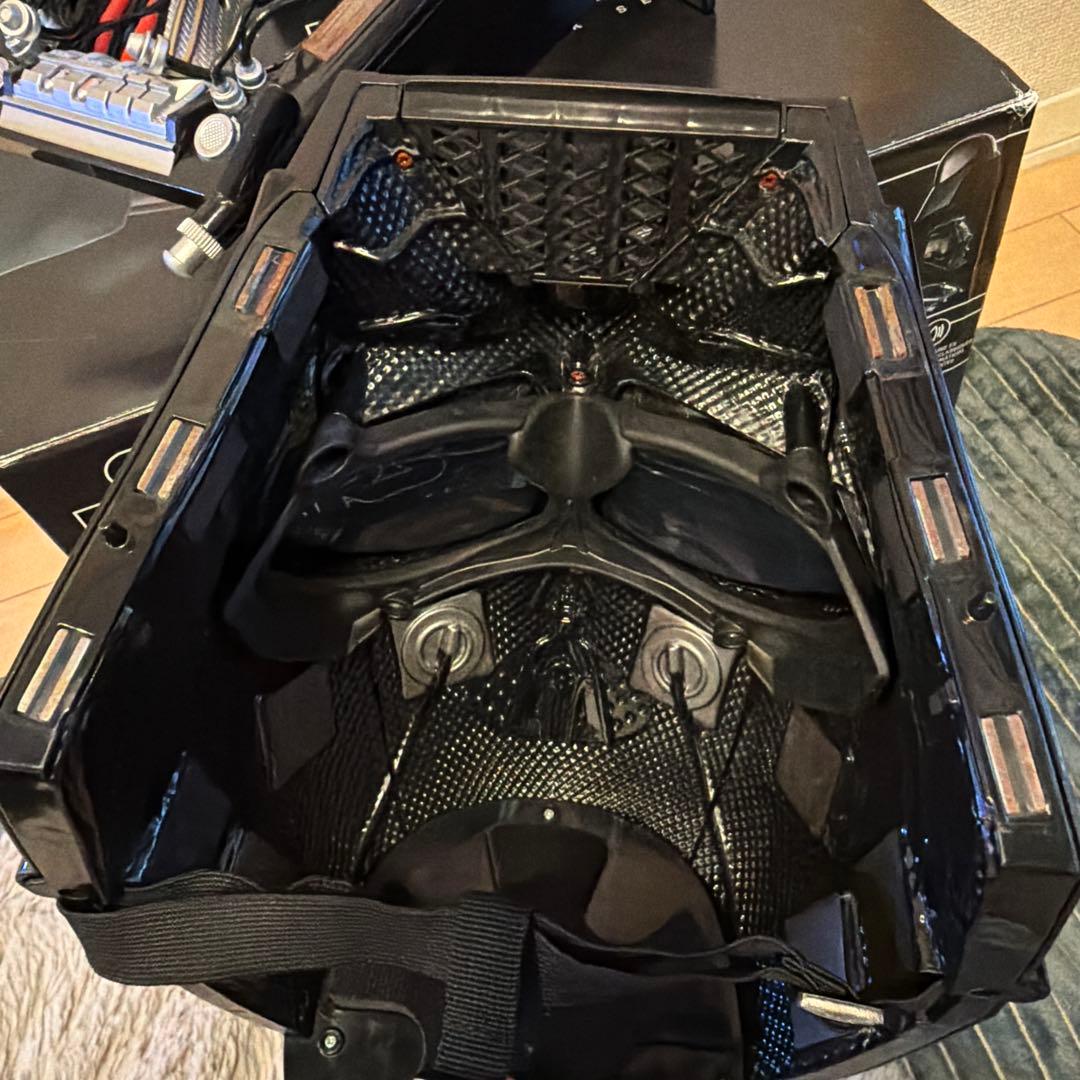 ハスブロ ダースベイダーヘルメット/マスク