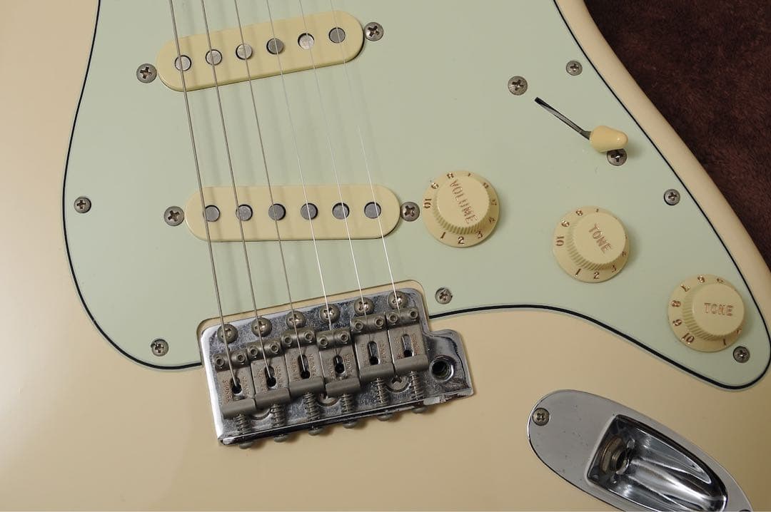 ギター Fender Japan ST62 US