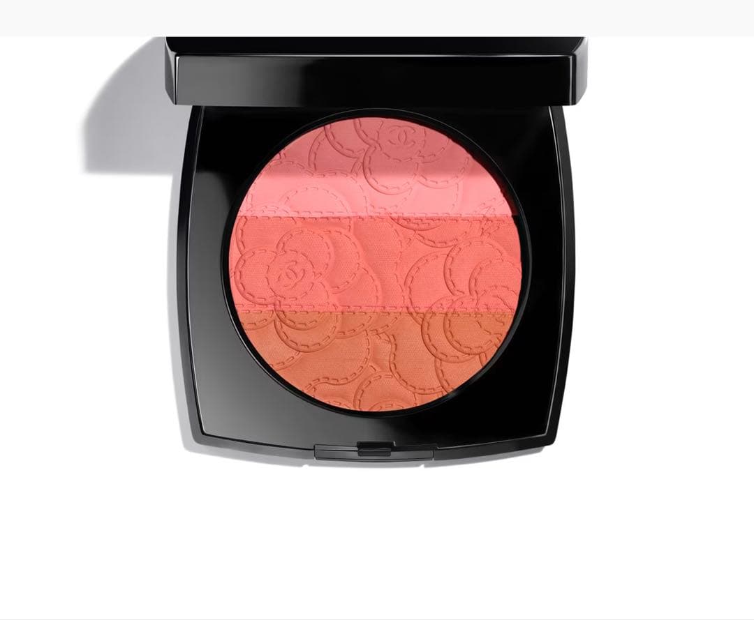 CHANEL カメリアフトゥーラ　ブラシ付き