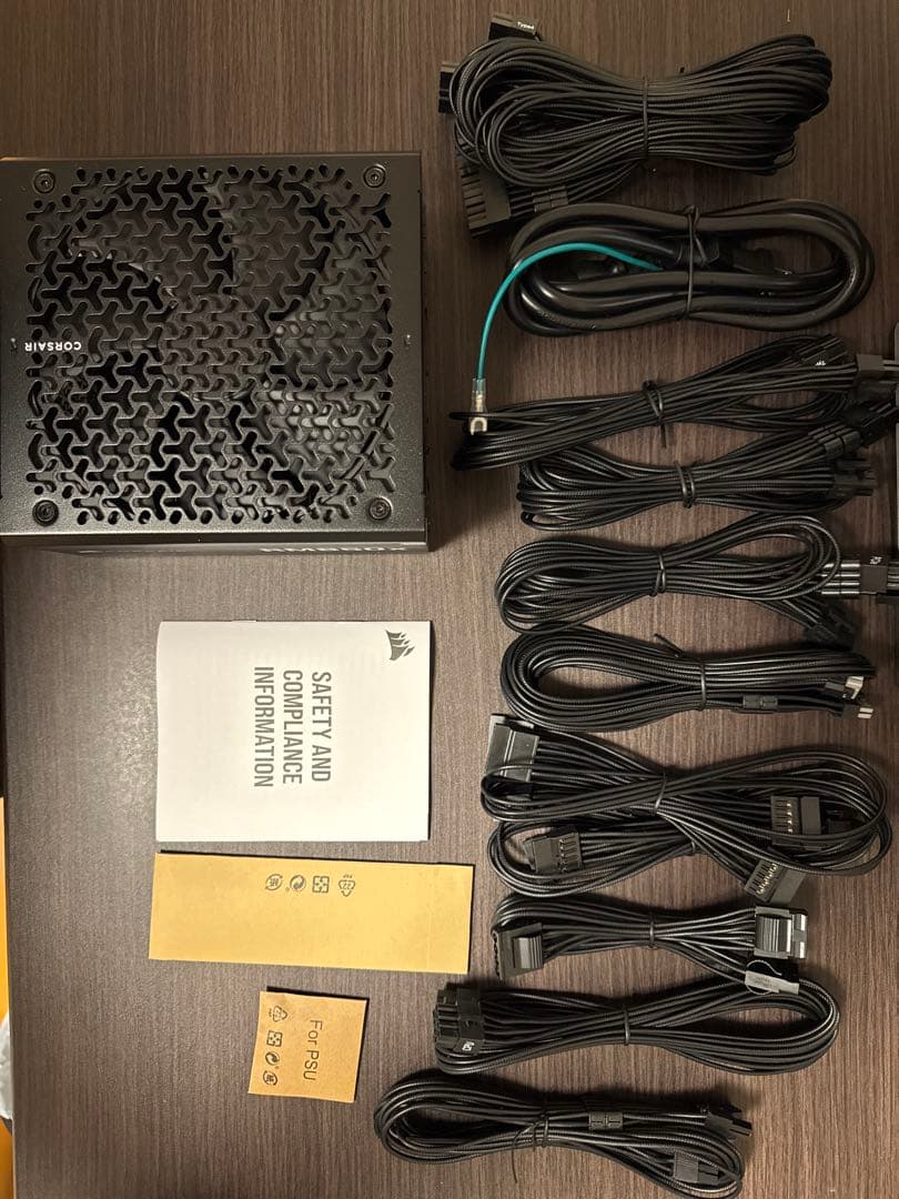 ジャンク ryzen 9700x 7800xt b650 ak400