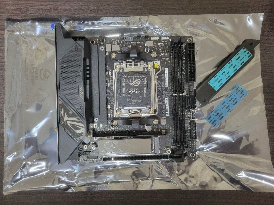 ジャンク ryzen 9700x 7800xt b650 ak400