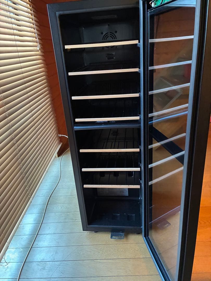 さくら製作所 FURNIEL ワインセラー SAB-90G 93L 24本